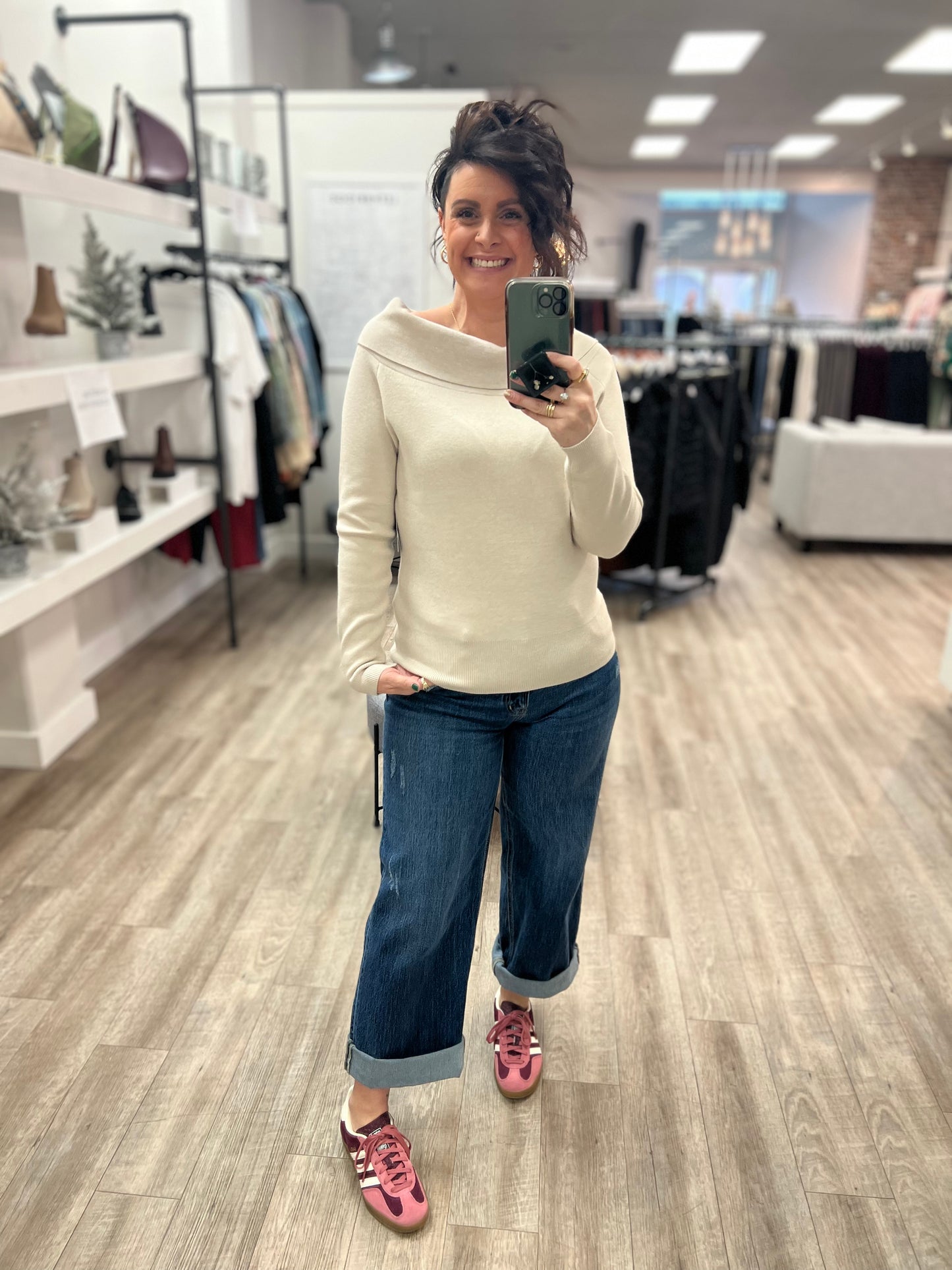 Angelique Long Sleeve Reglan Pullover in Oatmeal