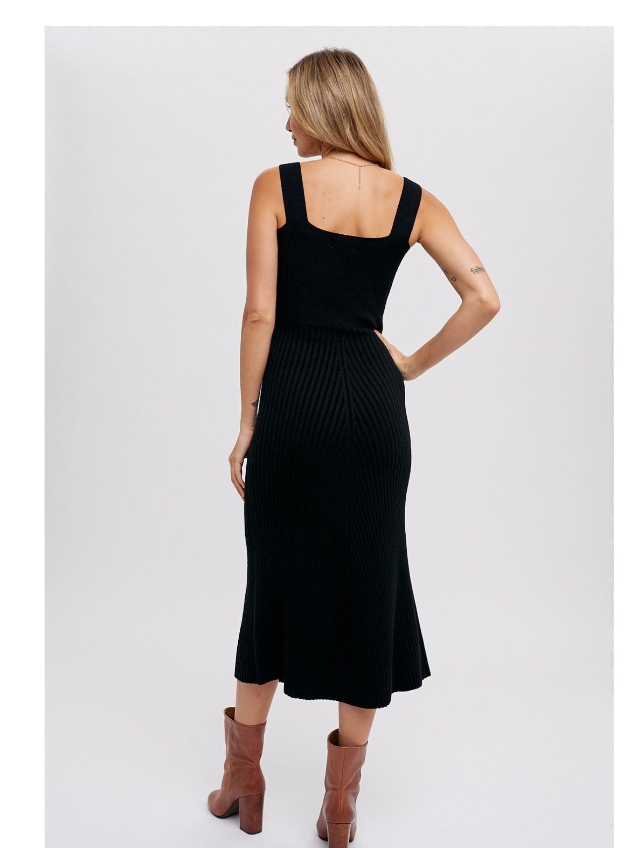 Squared Neck Sweater Midi Dress in Black