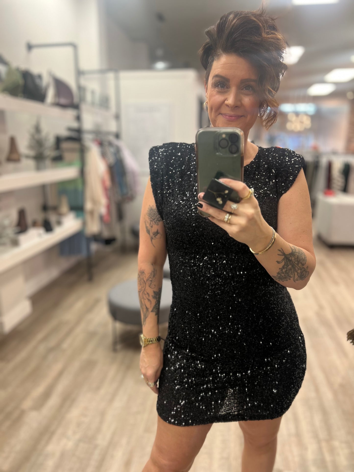 Sleeveless Padded Shoulder Sequin in Black