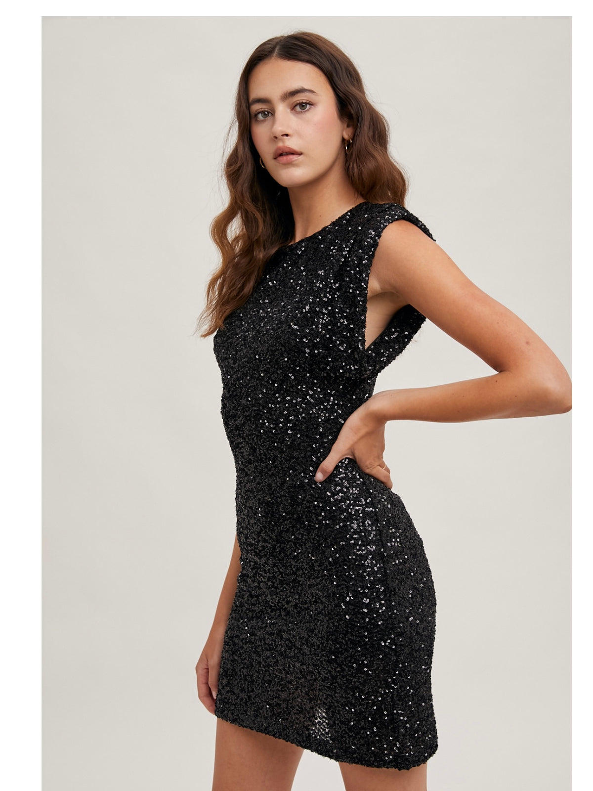 Sleeveless Padded Shoulder Sequin in Black