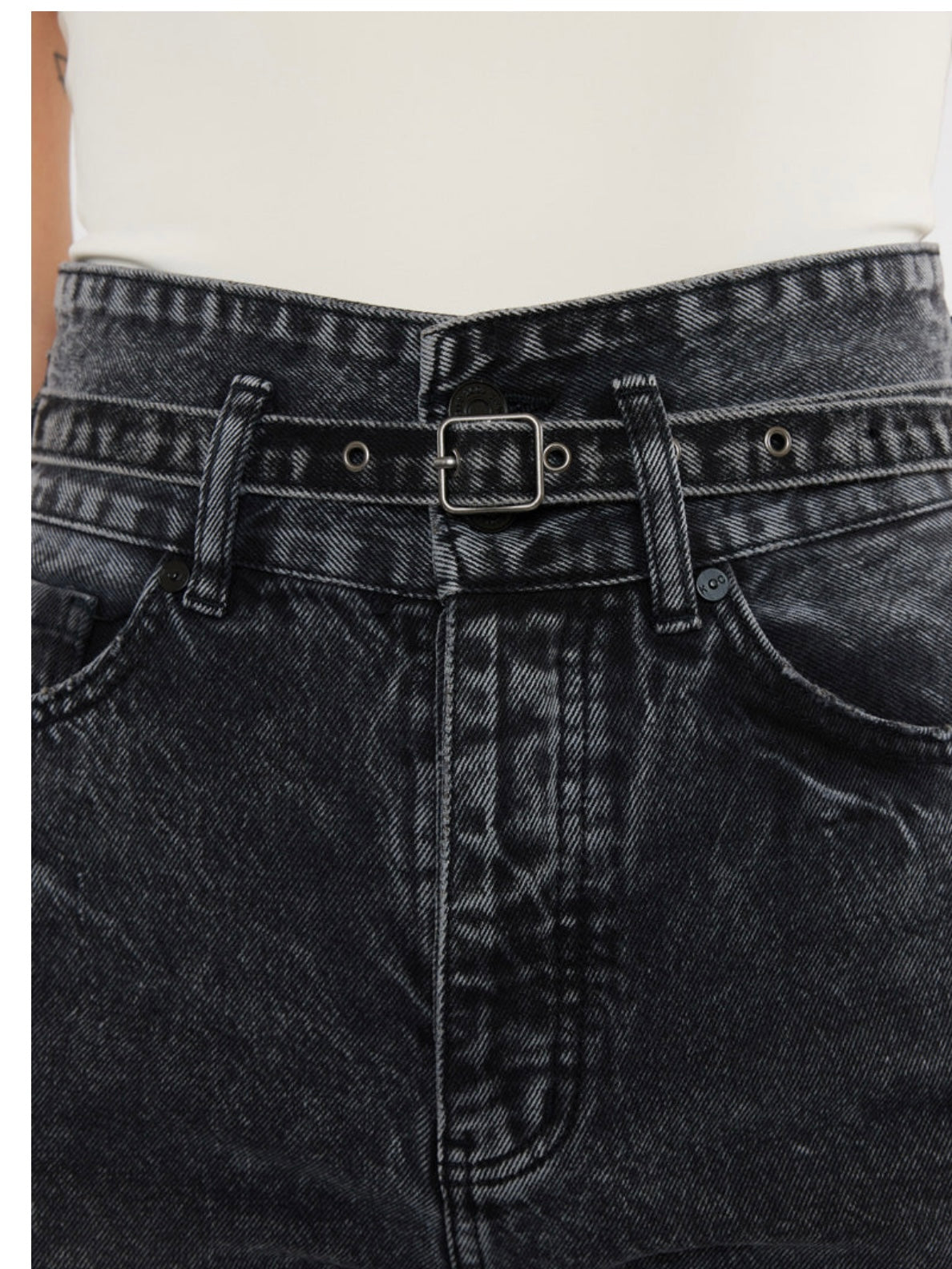 Zinc High Rise Belted 90's Wide Leg in Dark Grey