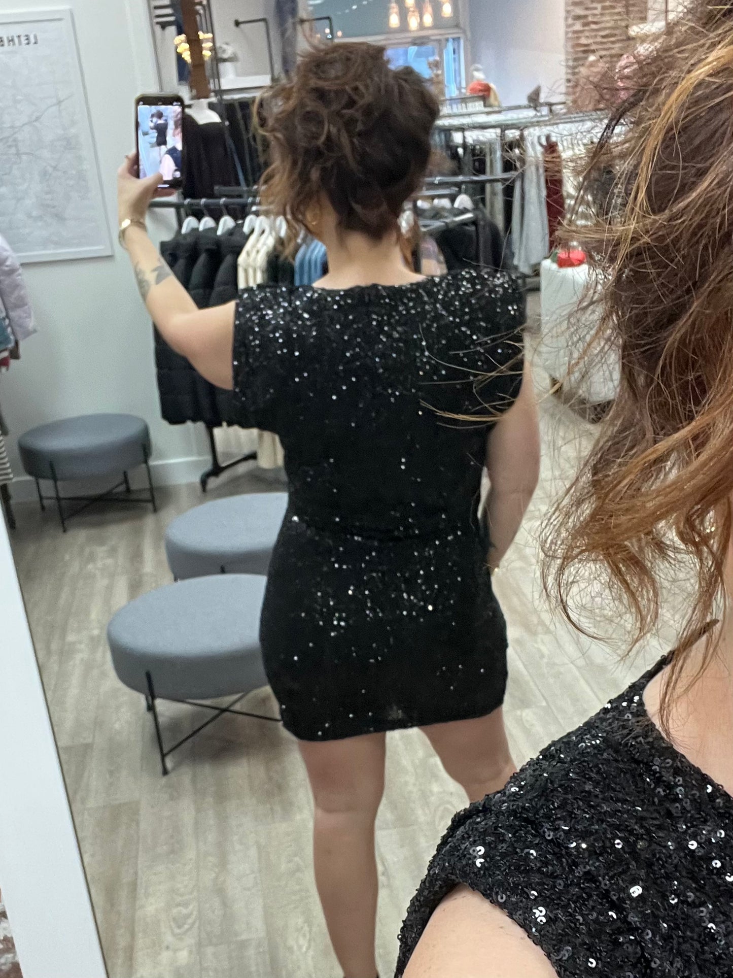 Sleeveless Padded Shoulder Sequin in Black