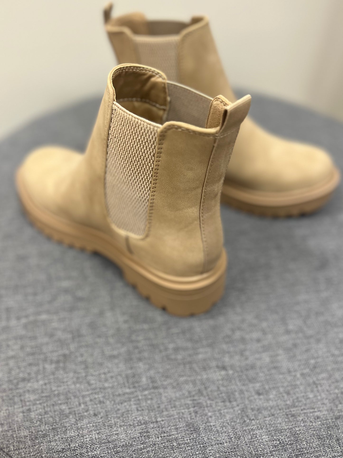 Paden Boots-Beige