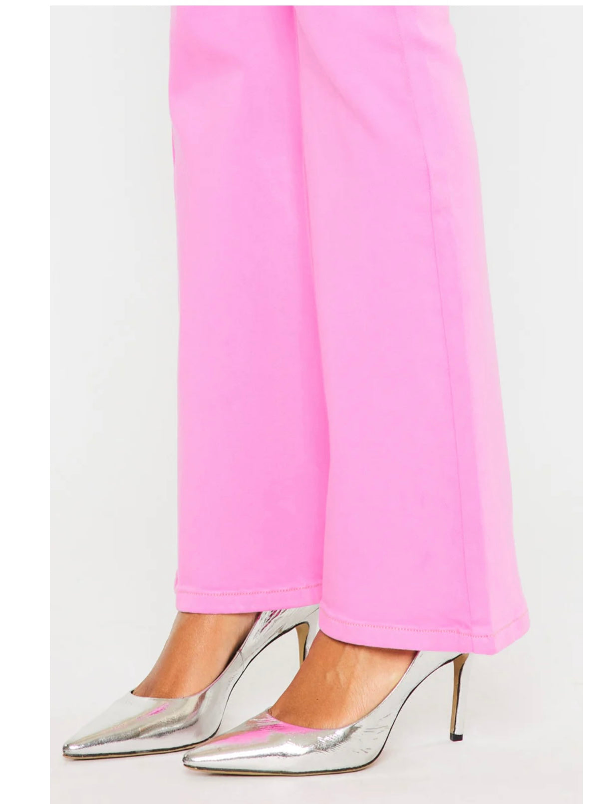 Betsy High Rise Bootcut in Pink