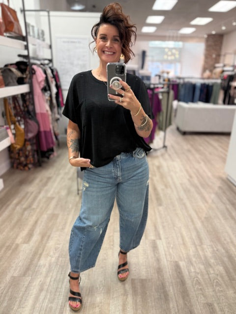 Oversized Slub Hacci Top With Pocket in Black