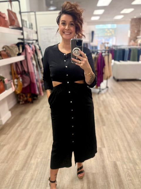 3/4 Sleeve Button Down Cut Out Midi Dress in Black