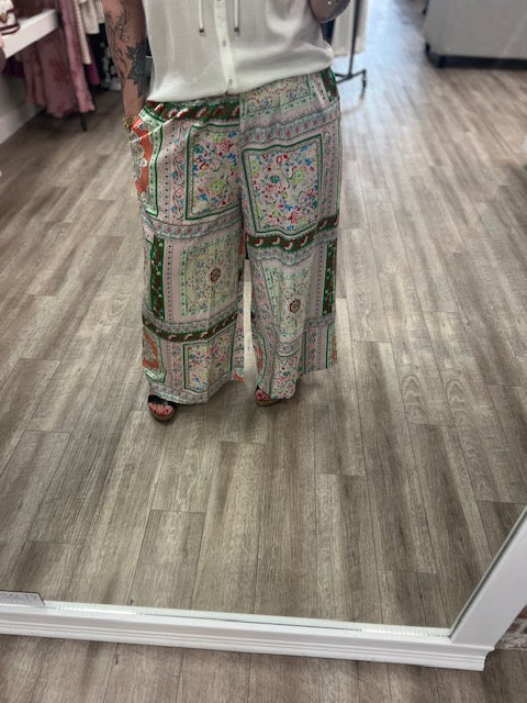 Carf Printed Peach Pants in Pear Green