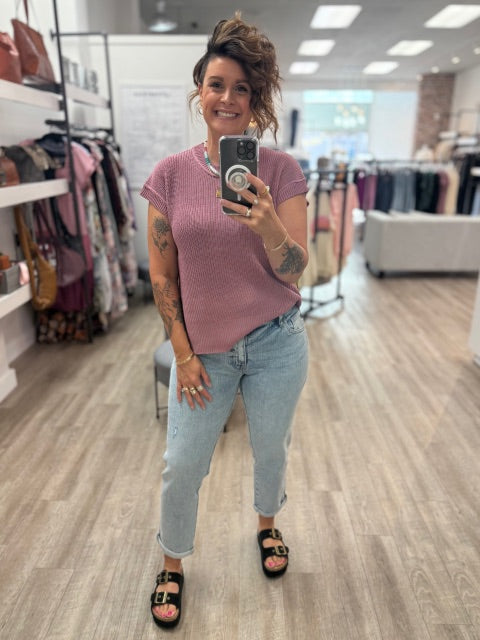 Leonel Mid Rise Boyfriend Jeans