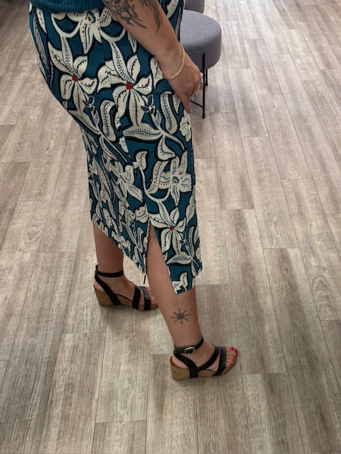 Ladies Flower Skirt in Blue Lagoon