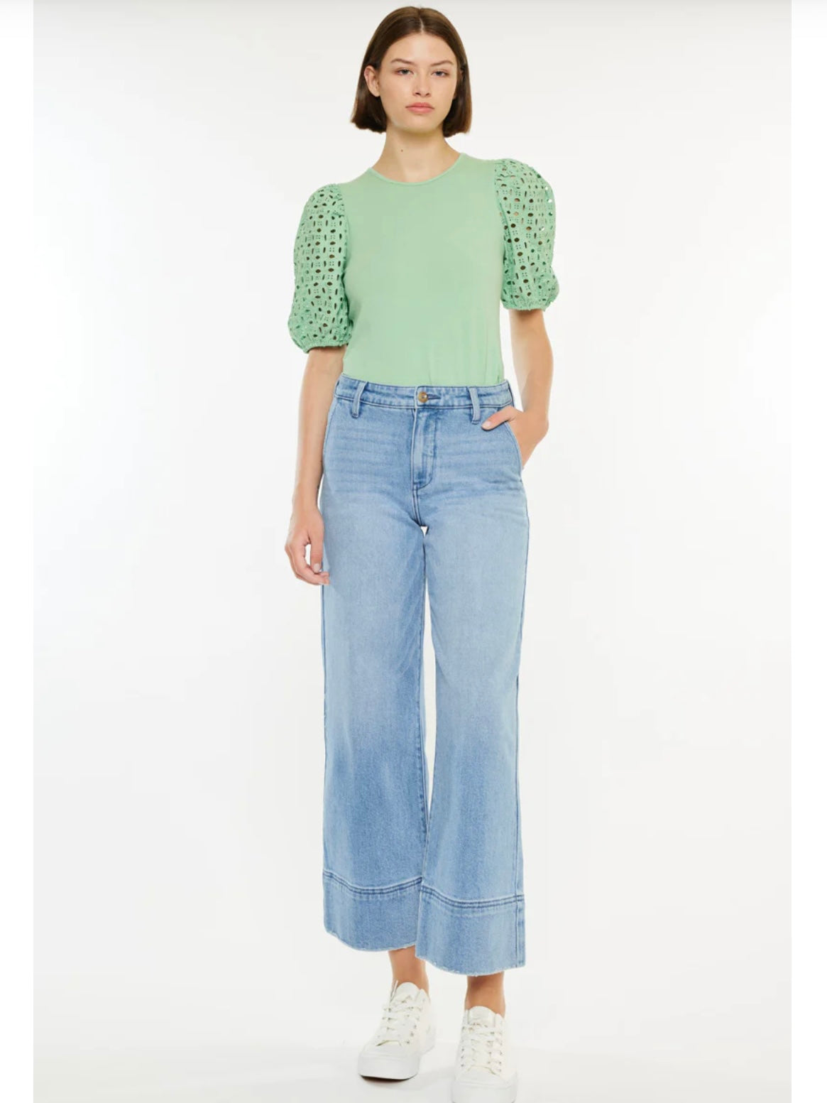 Darla High Rise Leg Jeans in Medium Wash