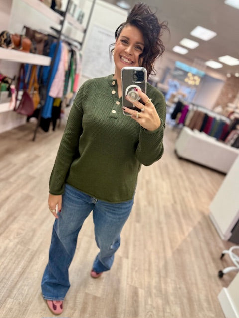Henley Sweater in Dark Olive