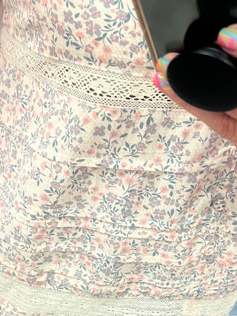 Lace Trimmed Button Down Floral Spaghetti Tank in Natural/Pink