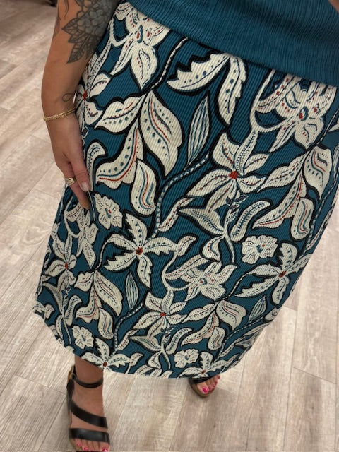 Ladies Flower Skirt in Blue Lagoon