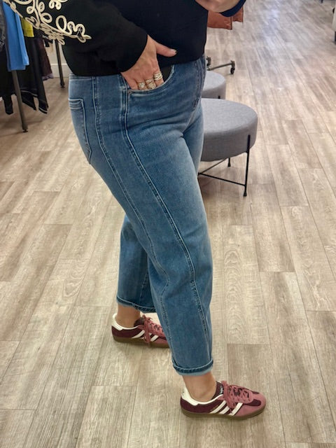 Barni Stretch Denim Barrel Jeans in Dark Wash