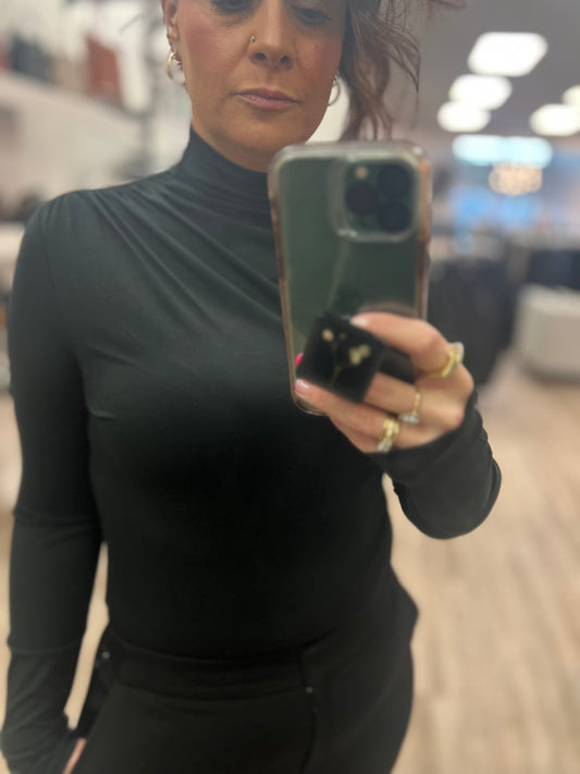 Mock Neck Long Sleeve Shirt in Black