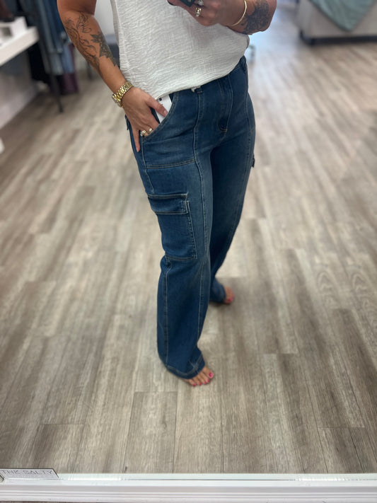 High Rise Ankle Wide Cargo Jeans in Dark