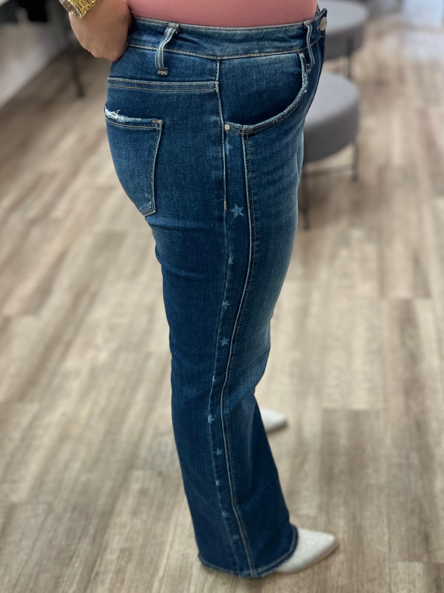 Rock Star Jeans in Mid Rise