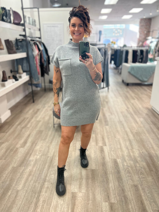 Mock Neck Short Sleeve Sweater Dress in Heather Grey