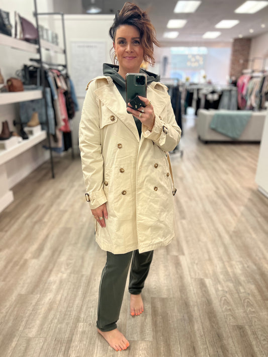 Belted Waist Classic Trench Coat in Beige