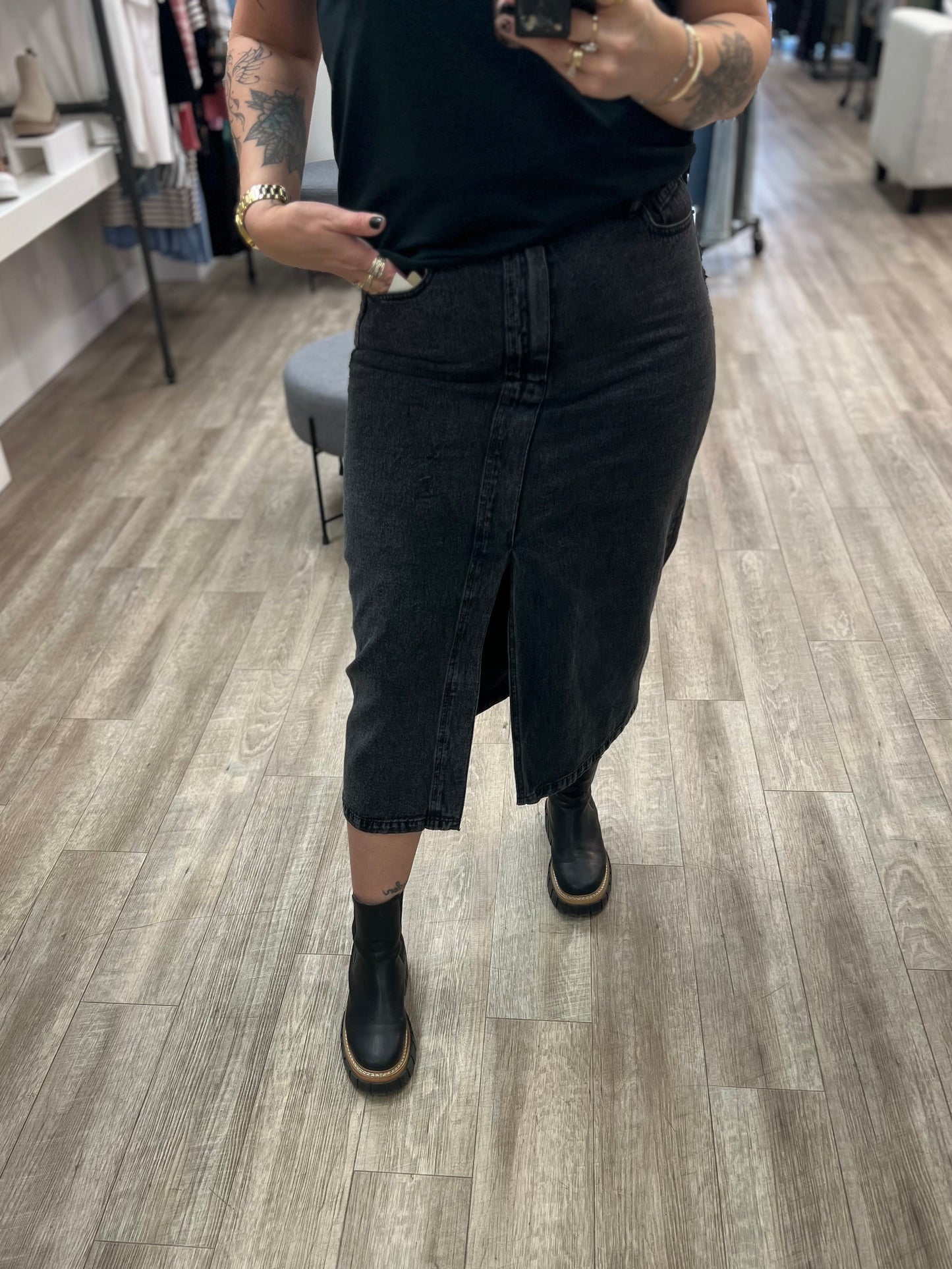 Long Jean Skirt in Dark Used Black