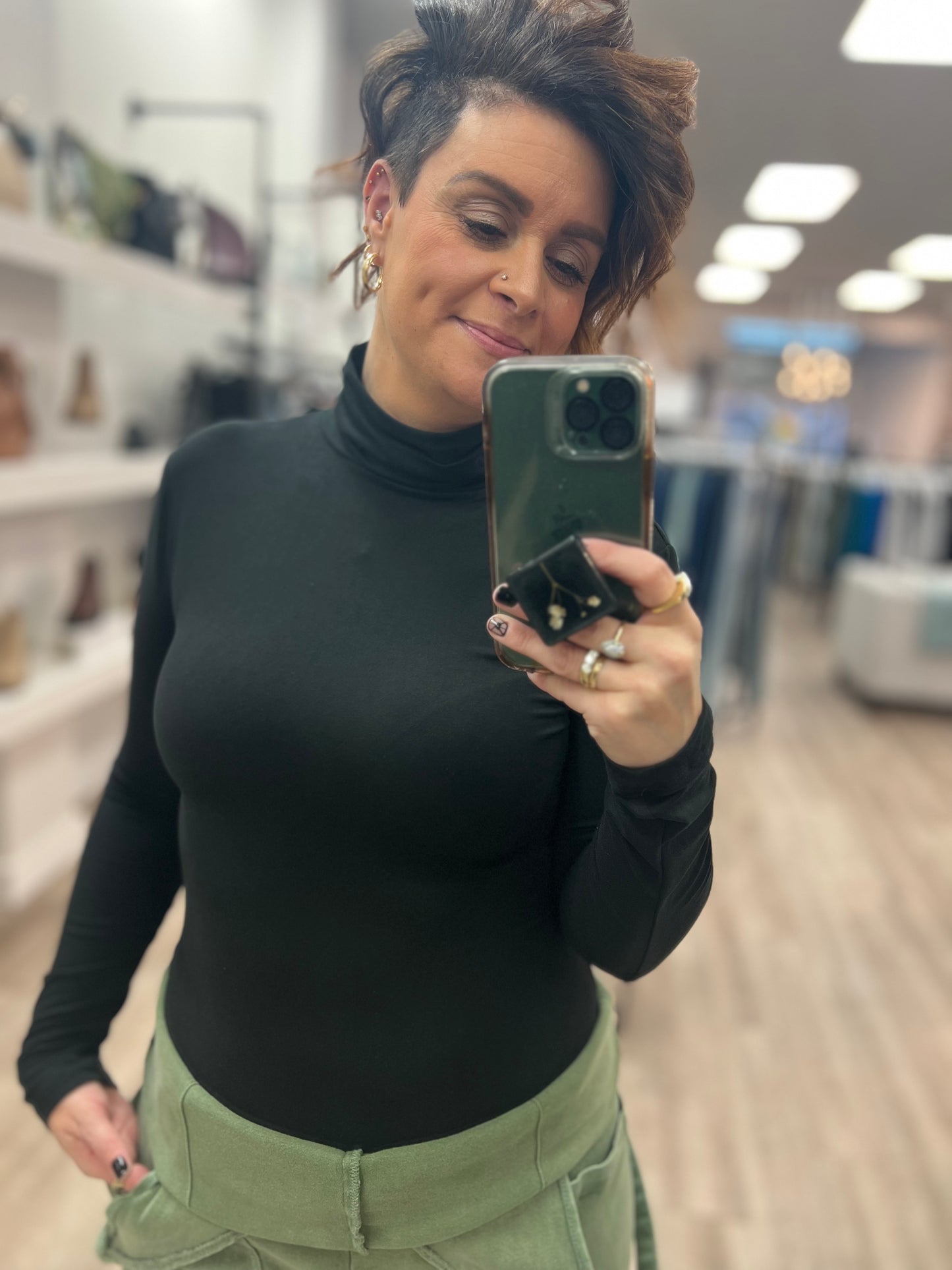 Sarah Turtle Neck in Black