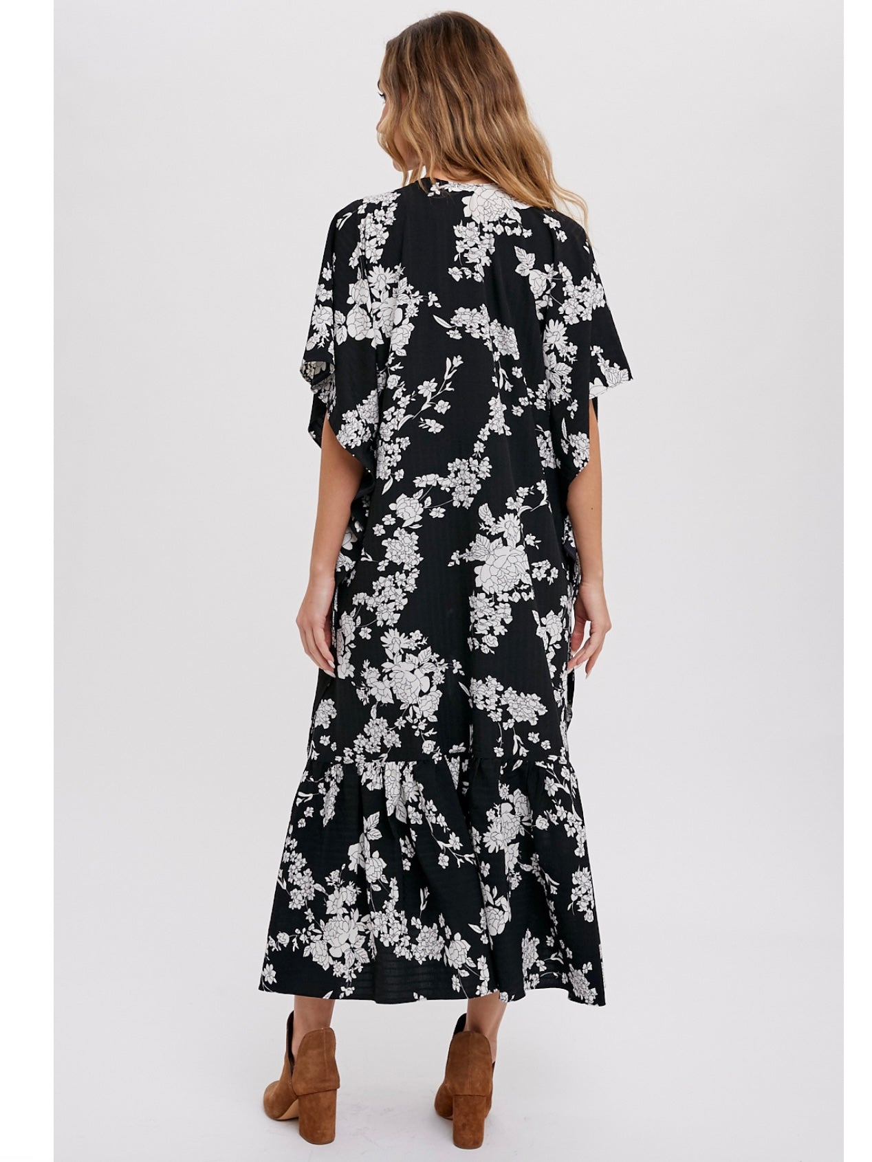 Floral Print Kimono in Black/Ivory