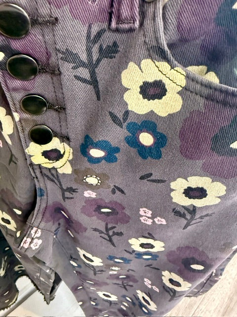 Boho Bloom Crops in Ash