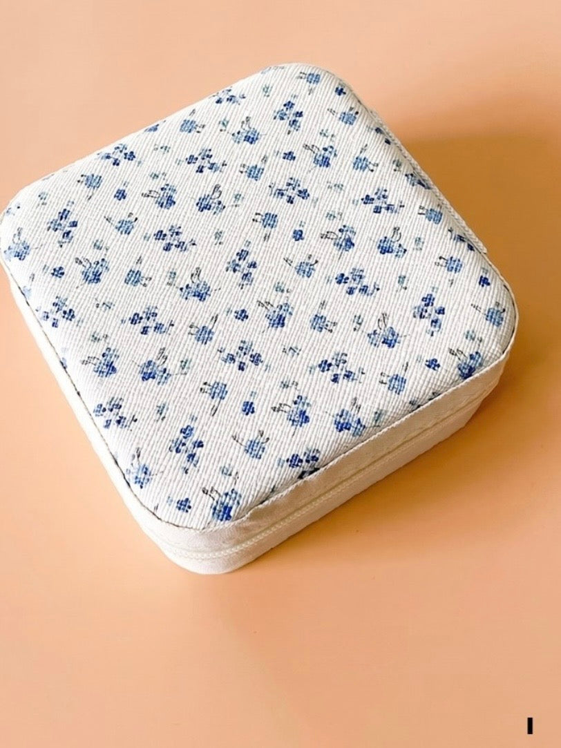 Pattern Jewelry Organizer Case