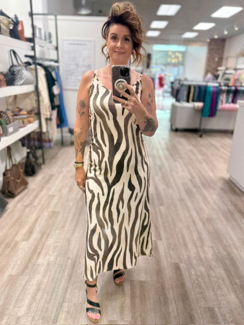 Untamed Beauty Dress in Turtledove