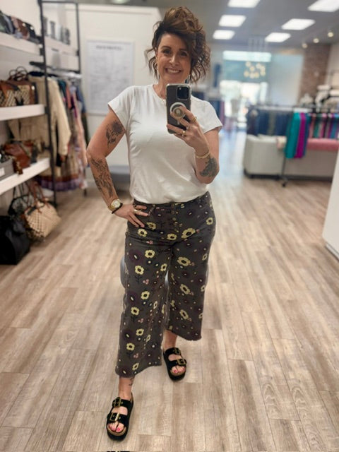 Boho Bloom Crops in Ash