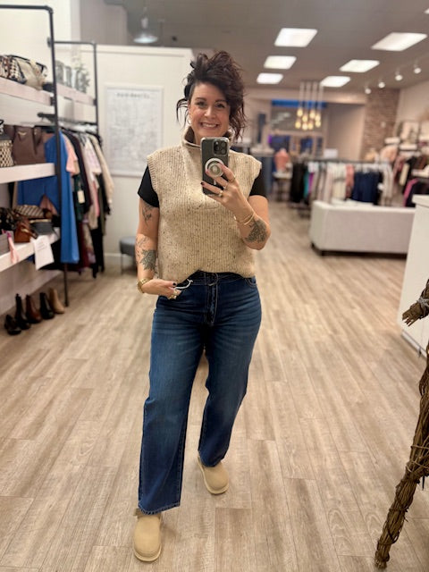 Enid Sleeveless 1/2 Zip Vest in Cream Fleck