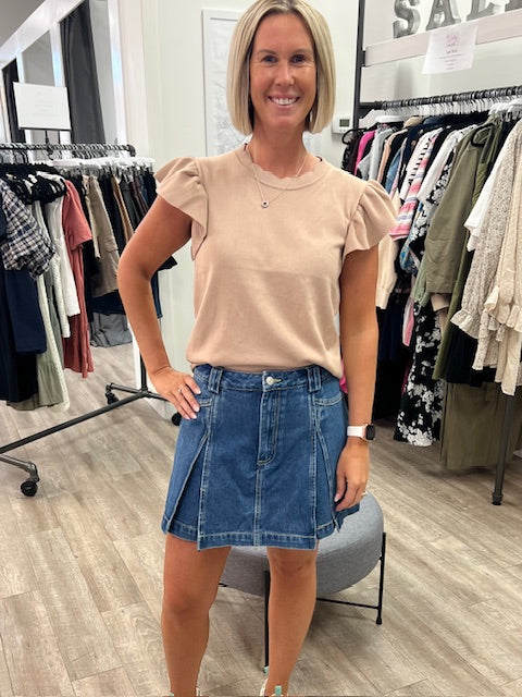 Front Pleated Denim Skort in Medium Wash