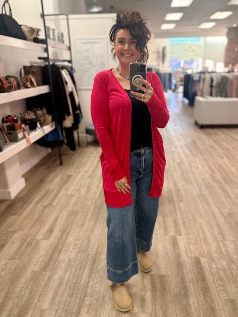 Snap Cardi in Viva Magenta
