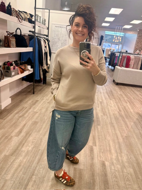 Laid-Back Luxe Sweatshirt with Pockets in Ash Mocha