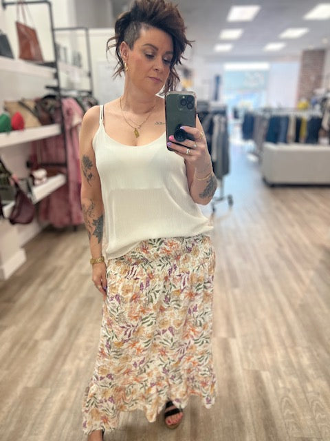Woven Crinkle Double Spaghetti Strap V-Neck Cami Top in Off White