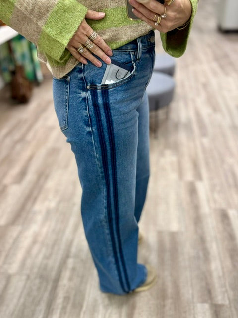 Risen High Rise Slouchy Wide Leg with Side Shadow Stripe