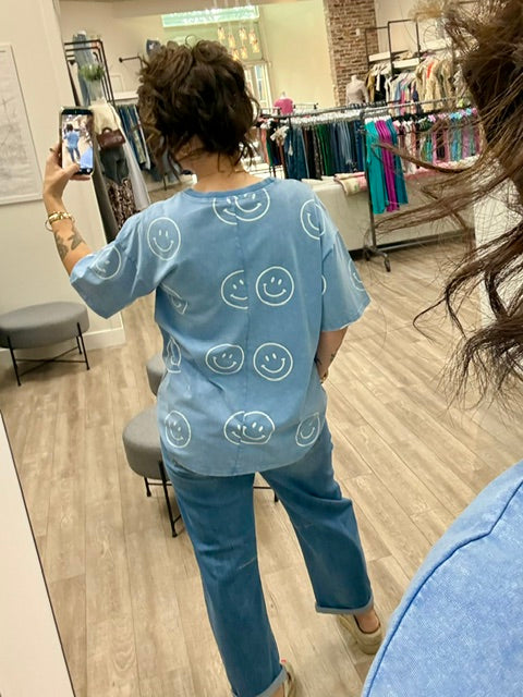 Smile Tee in Peri Blue