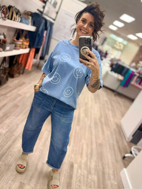Smile Tee in Peri Blue