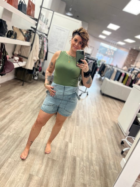 Ribbed Round Neck Tank Top in Light Olive