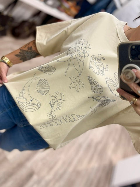The Postcard Tee in Natural