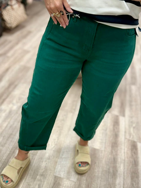 Hunter Haze Barrel Jeans in Hunter Green