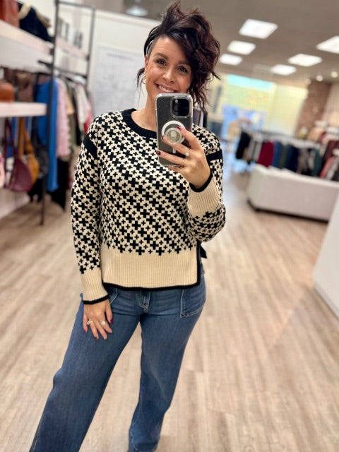 Nordic Cross Pullover in Black