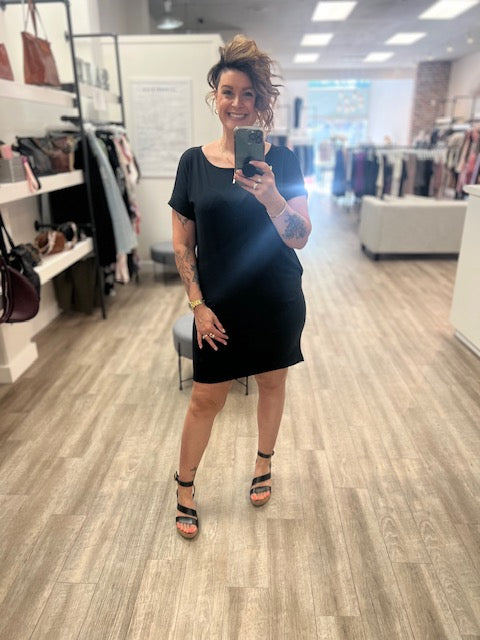 Rolled Short Sleeve Dress in Black with POCKETS