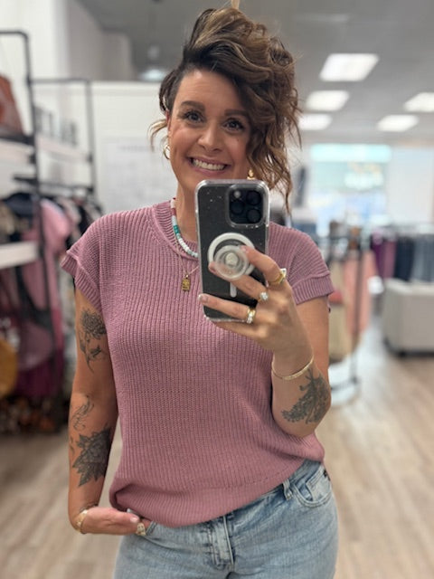 Oversized Crew Neck Sweater Vest in Light Rose