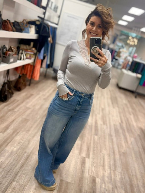 The Heirloom Top in Silver Grey