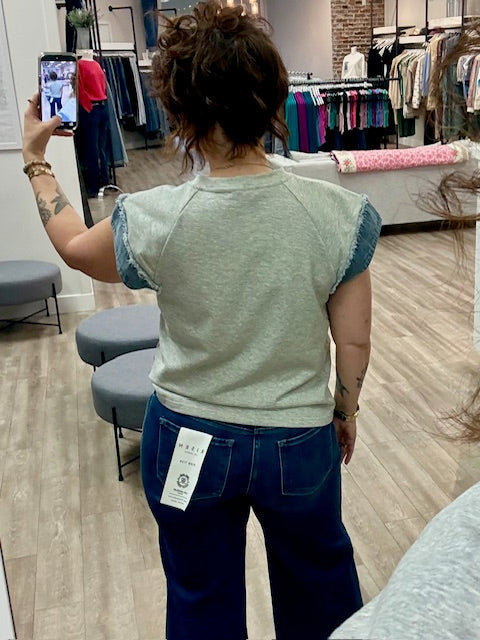 The Side Button Muse High Rise Cropped Jean in Medium