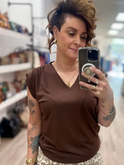 Effortless Ease Top in Earth Brown