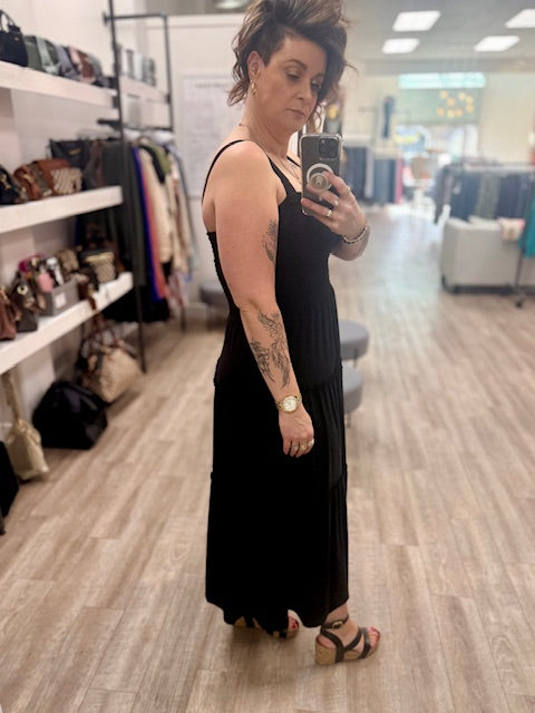 Timeless Tiered Midi Dress in Black