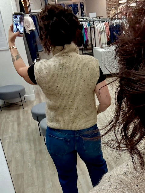 Enid Sleeveless 1/2 Zip Vest in Cream Fleck