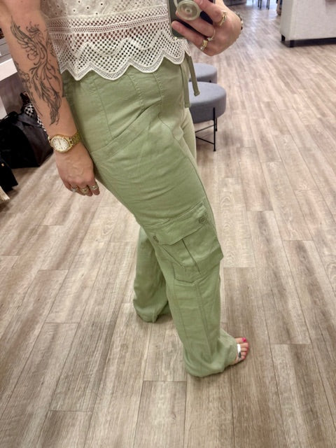 The Laidback Linen Pants in Sage